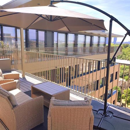 Panorama Apartment Vienna - Free Parking, Sauna & Fitness Viena Exterior foto