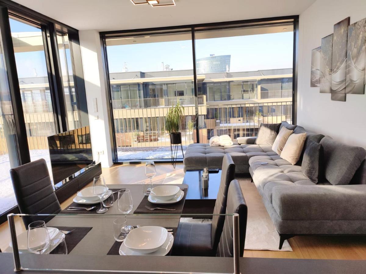 Panorama Apartment Vienna - Free Parking, Sauna & Fitness Viena Exterior foto