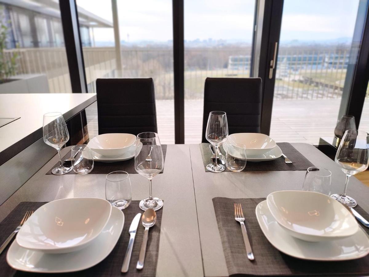 Panorama Apartment Vienna - Free Parking, Sauna & Fitness Viena Exterior foto
