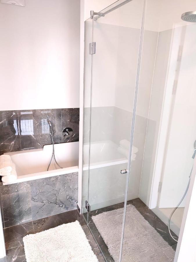 Panorama Apartment Vienna - Free Parking, Sauna & Fitness Viena Exterior foto