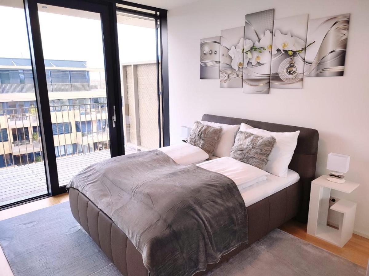 Panorama Apartment Vienna - Free Parking, Sauna & Fitness Viena Exterior foto