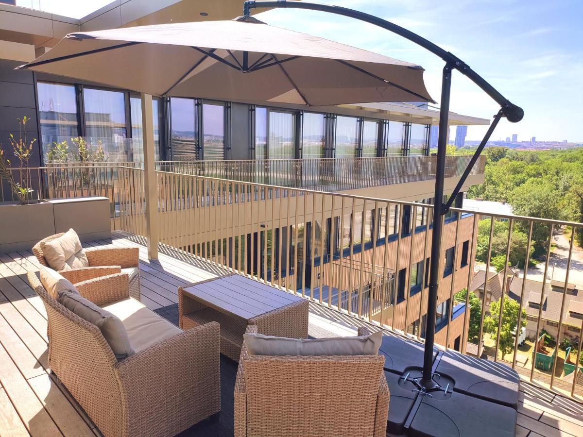 Panorama Apartment Vienna - Free Parking, Sauna & Fitness Viena Exterior foto